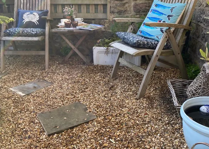 Hideaway וויטבי